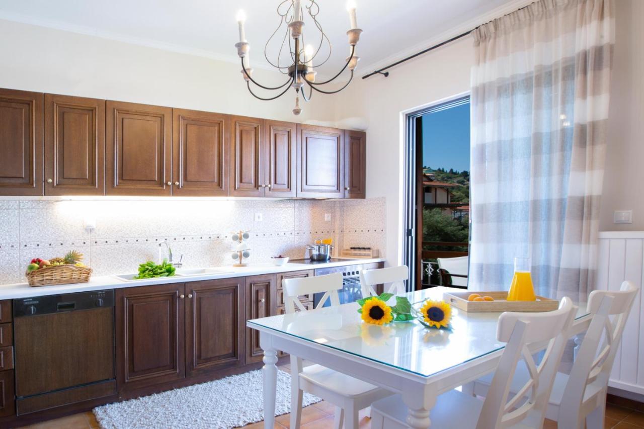 Arokaria Beach House Nikiana Ngoại thất bức ảnh